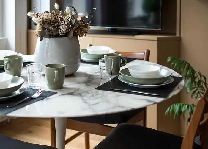 Westbourne Gardens Rentals